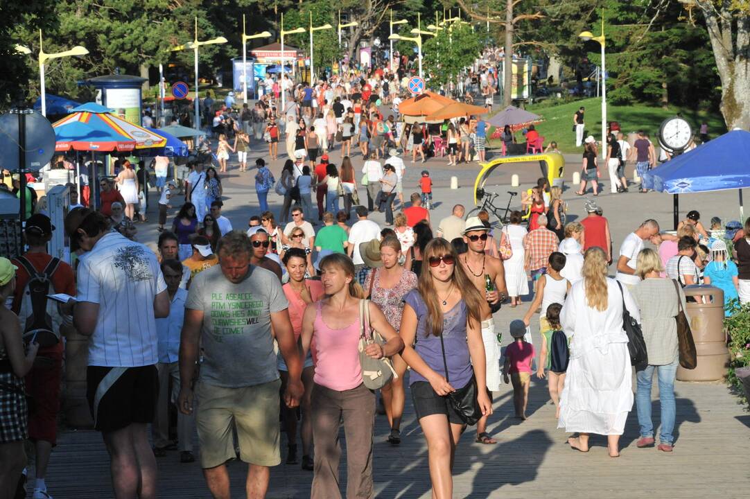 Palangos verslininkai skundžiasi dar neprasidėjus sezonui: neranda darbuotojų