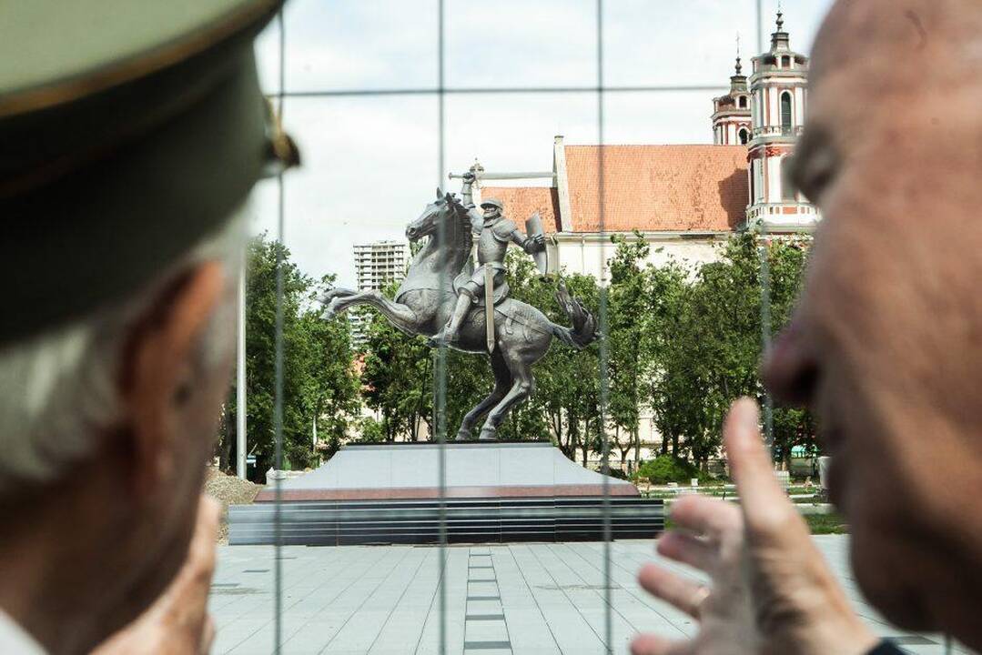 Kauniečiai sprendžia, kur stovės Vyčio skulptūra: prasidėjo balsavimas