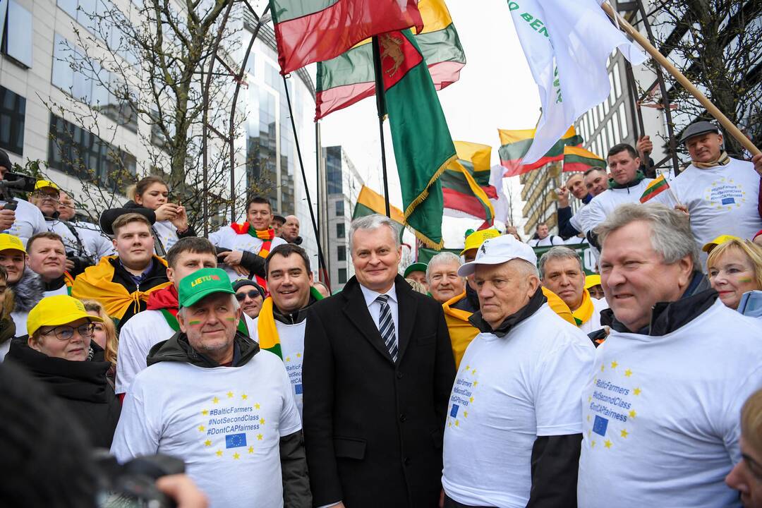 Prezidentas susitiko su Briuselyje protestuojančiais ūkininkais