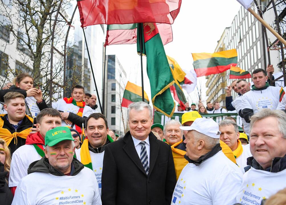 Prezidentas susitiko su Briuselyje protestuojančiais ūkininkais