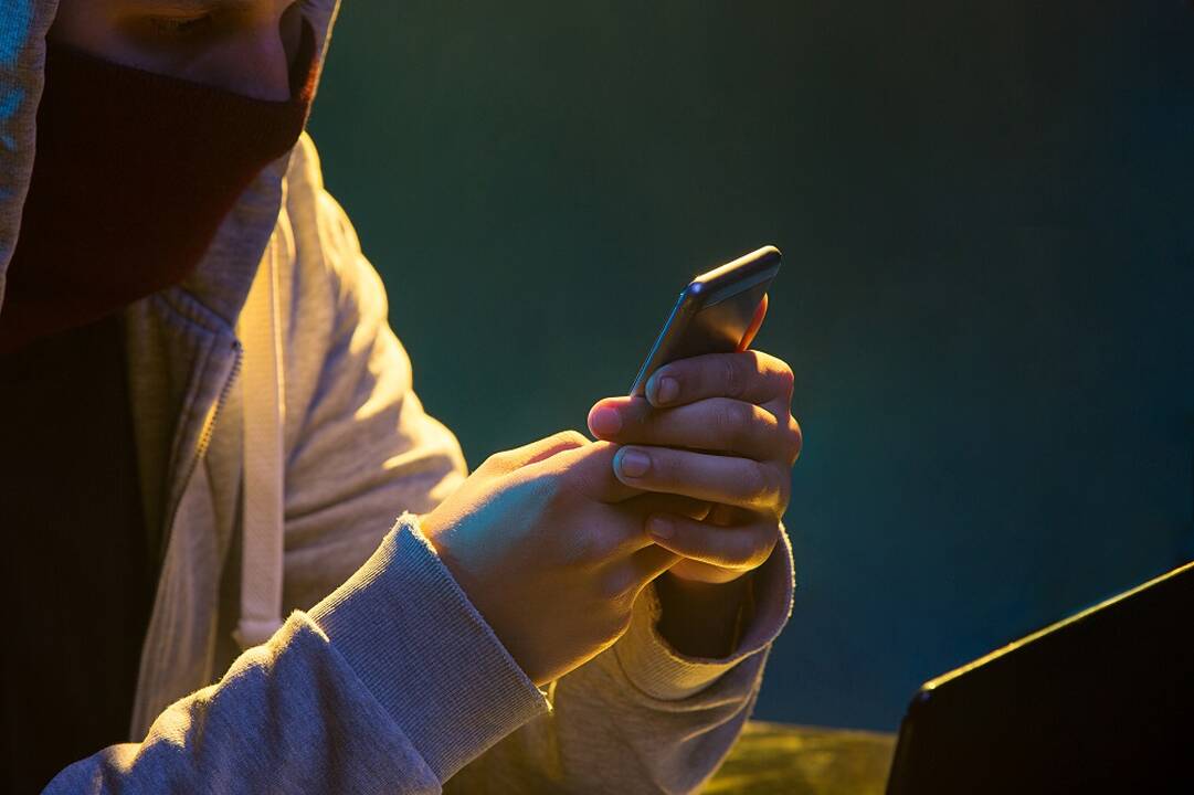 Telefoninis sukčius iš Vilniaus rajono gyventojos išviliojo 100 tūkst. eurų