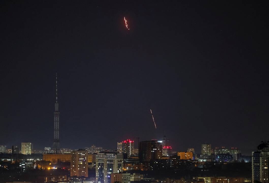 Ukrainos pajėgos skelbia numušusios 100 rusų dronų