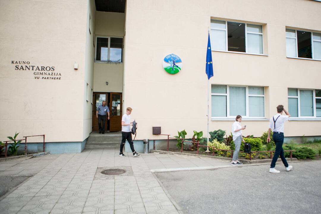 Kauno abiturientai laikė lietuvių kalbos egzaminą