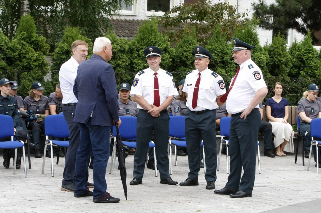 Apdovanoti Klaipėdos pareigūnai