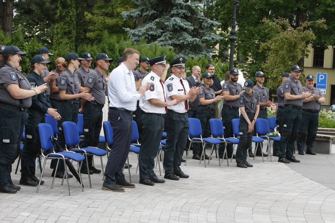 Apdovanoti Klaipėdos pareigūnai
