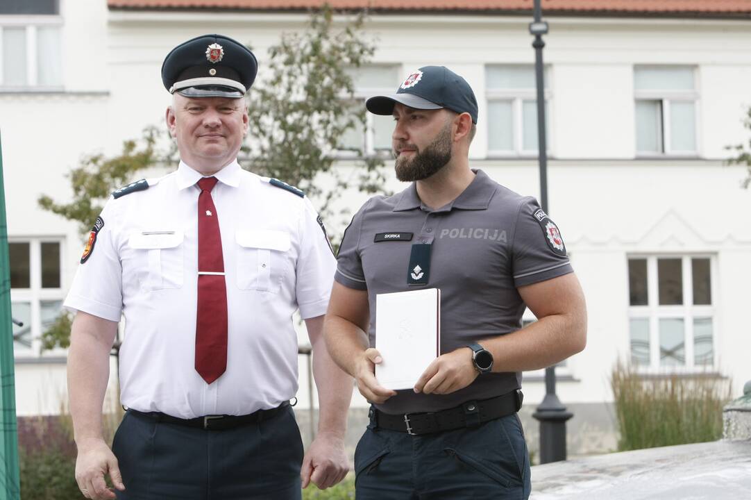 Apdovanoti Klaipėdos pareigūnai