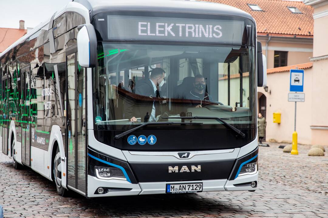 Kauno gatves išbando naujasis elektrinis autobusas