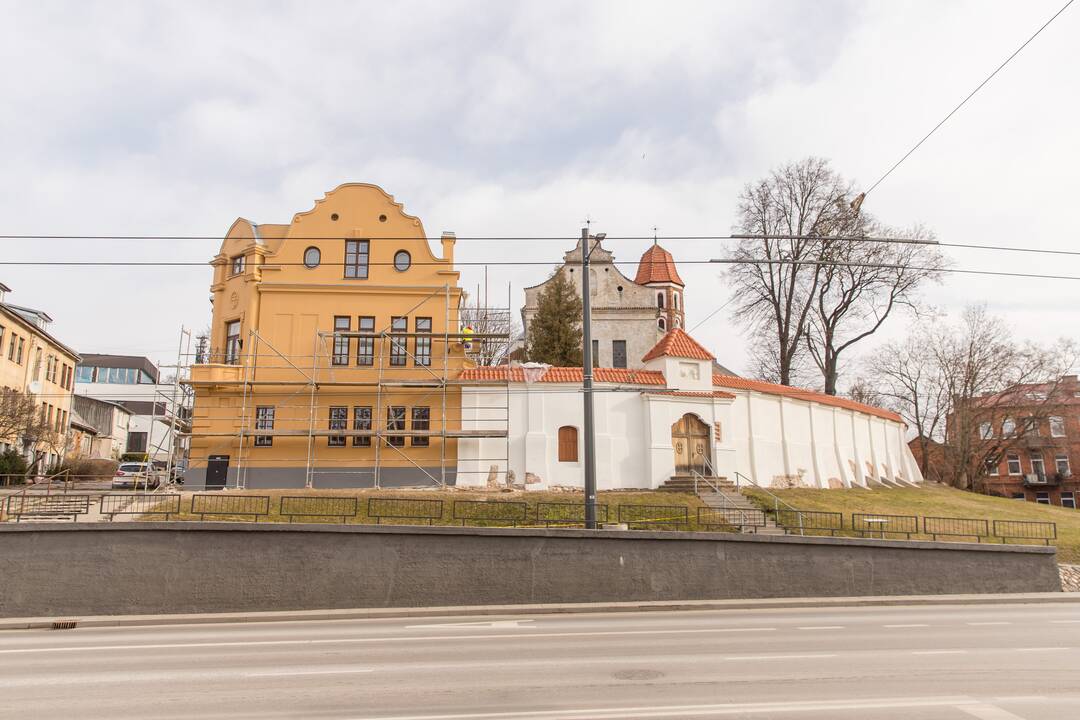 Atnaujinta: Kauno seserų benediktinių vienuolynas tampa ryškiu miesto akcentu.