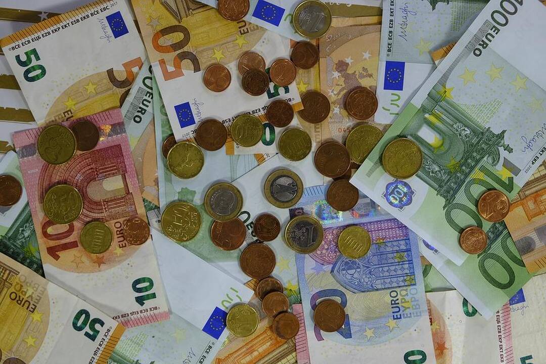 ECB: sprendžiant dėl bankų mokesčių būtinas išsamus vertinimas