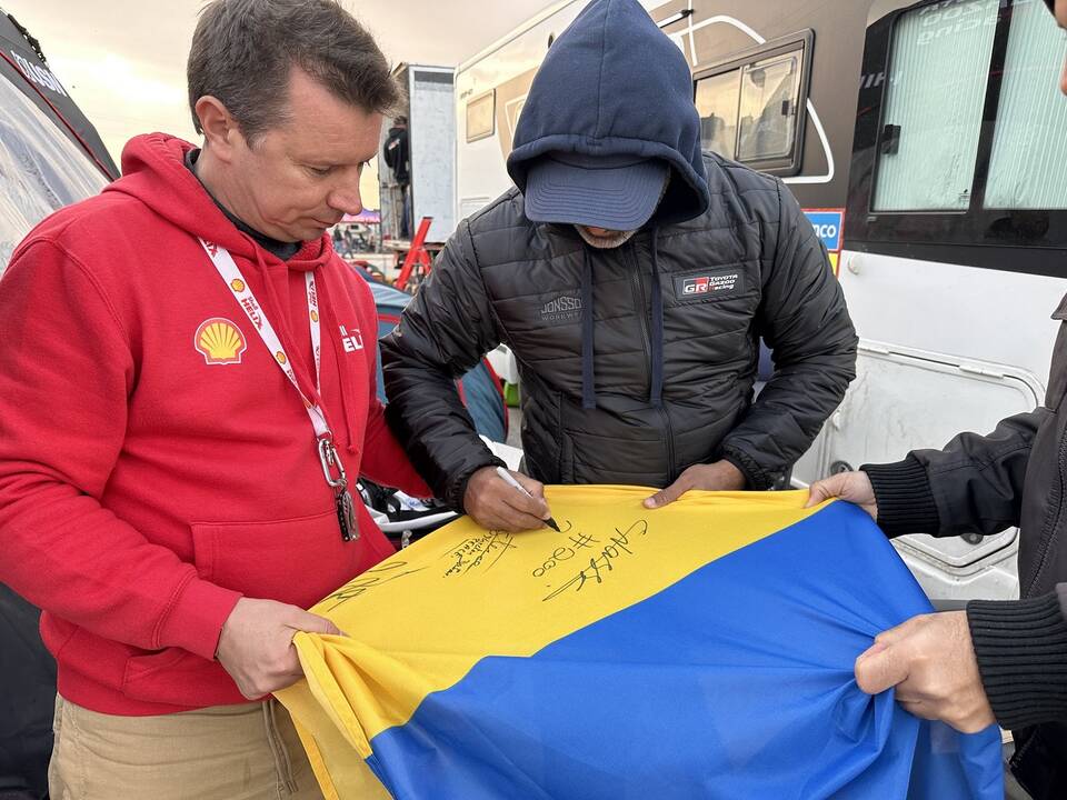 Antanas Juknevičius ir Nasseras Al-Attiyahas