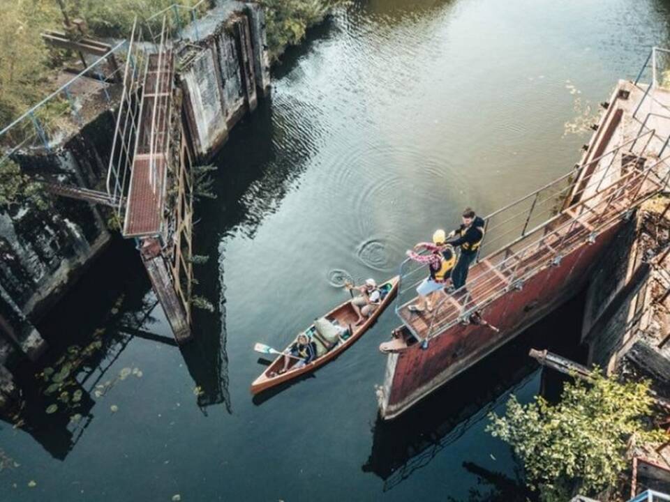 Nūdiena: atidaryti Karaliaus Vilhelmo kanalo vartai Lankupiuose.