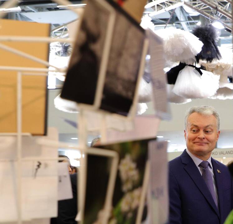 Prezidentas lankosi Vilniaus knygų mugėje
