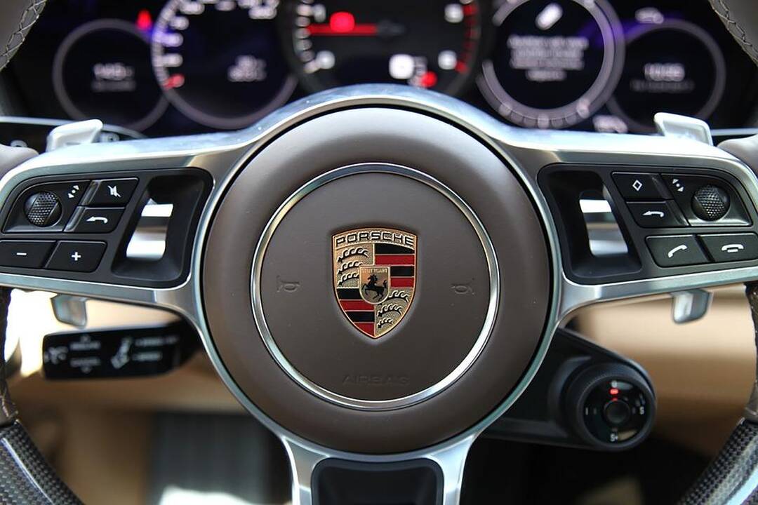 Vilniuje apvogtas „Porsche“ automobilis, nuostolis – 12 tūkst. eurų