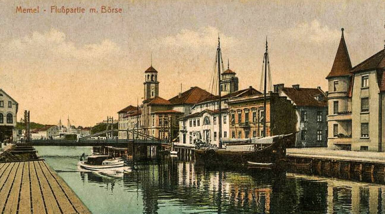 Prisiminimas: Klaipėdos birža nuo Dangės upės pusės.