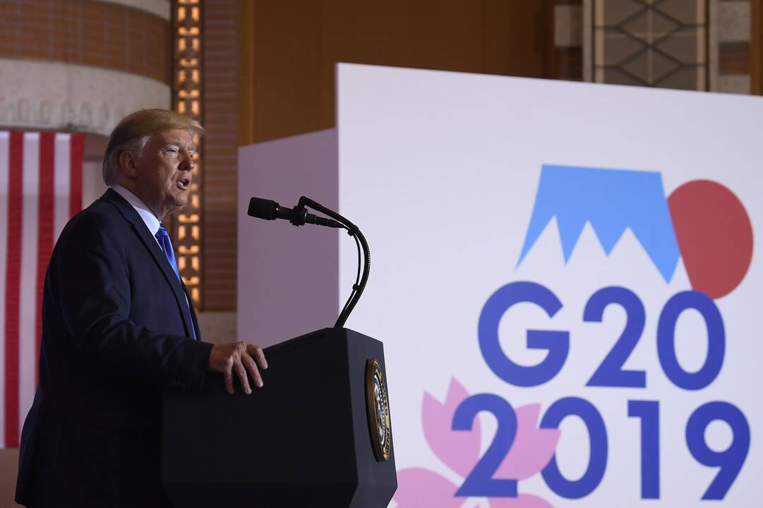 Sh. Abe G-20 šou užtemdė D. Trumpo derybos su Kinija ir tviterio žinutės