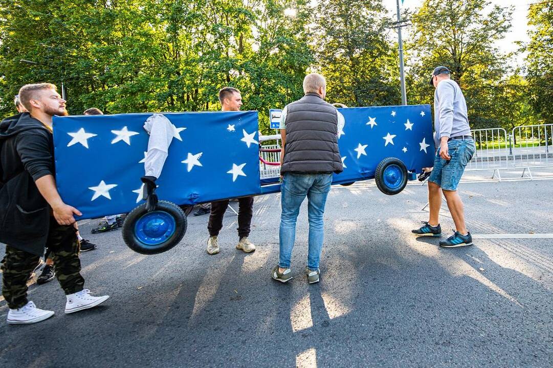 Pasiruošimas „Red Bull muilinių lenktynėms“