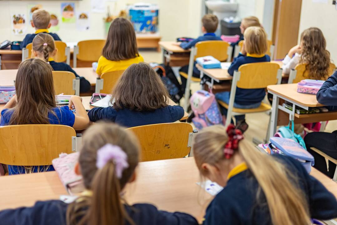 Per pagrindinį priėmimą į sostinės mokyklas pakviesta beveik 17 tūkst. vaikų