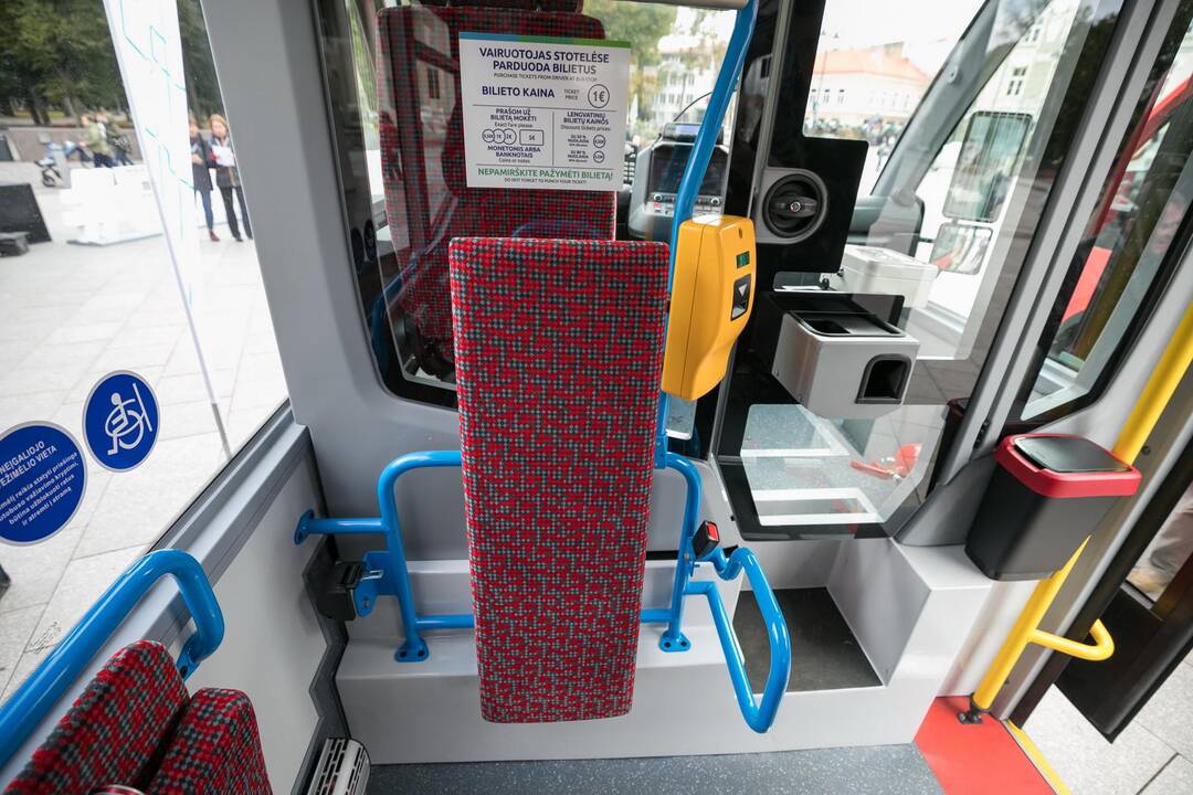 Vilniuje pristatyti pirmieji Lietuvoje elektriniai autobusai