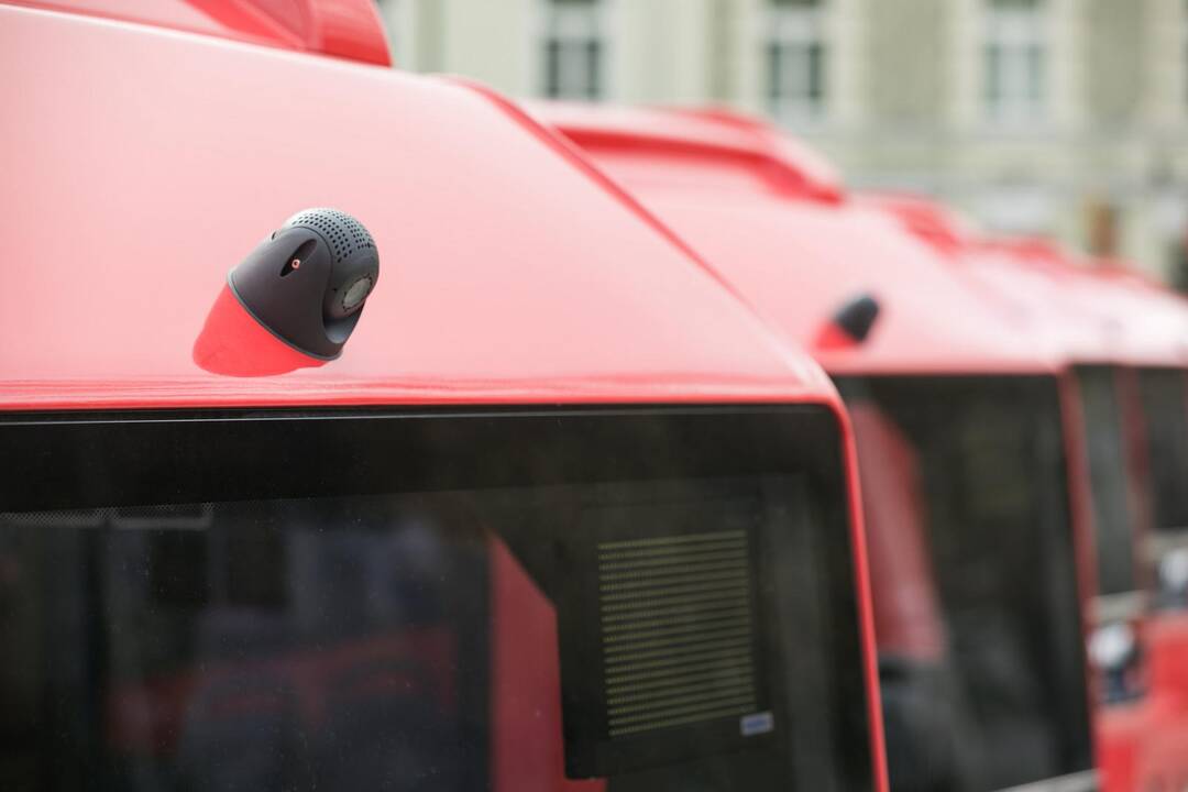 Vilniuje pristatyti pirmieji Lietuvoje elektriniai autobusai