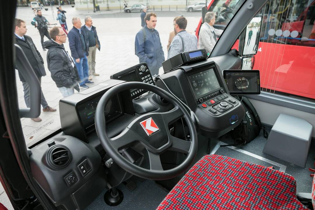 Vilniuje pristatyti pirmieji Lietuvoje elektriniai autobusai