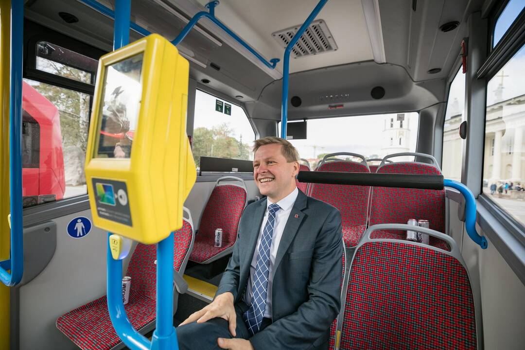 Vilniuje pristatyti pirmieji Lietuvoje elektriniai autobusai