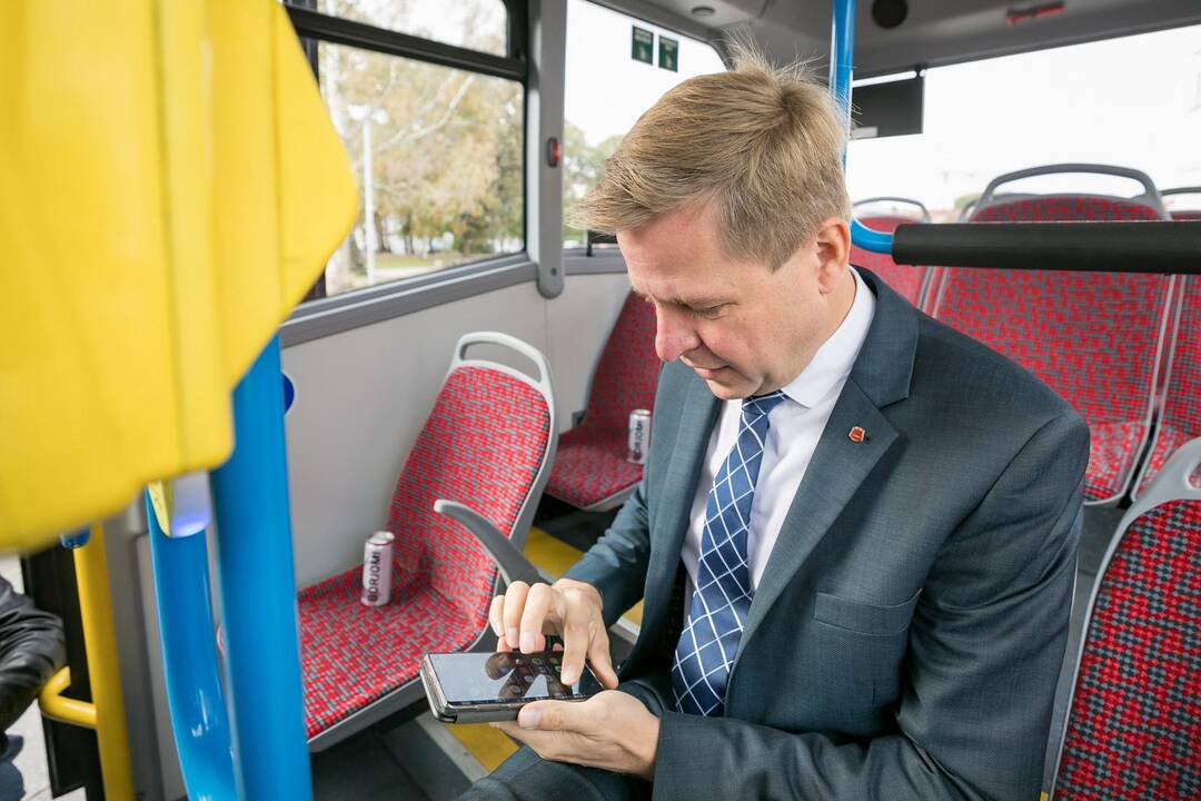 Vilniuje pristatyti pirmieji Lietuvoje elektriniai autobusai