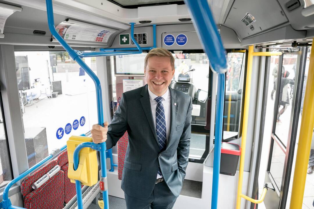 Vilniuje pristatyti pirmieji Lietuvoje elektriniai autobusai