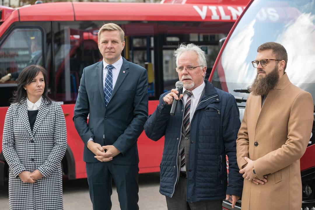 Vilniuje pristatyti pirmieji Lietuvoje elektriniai autobusai
