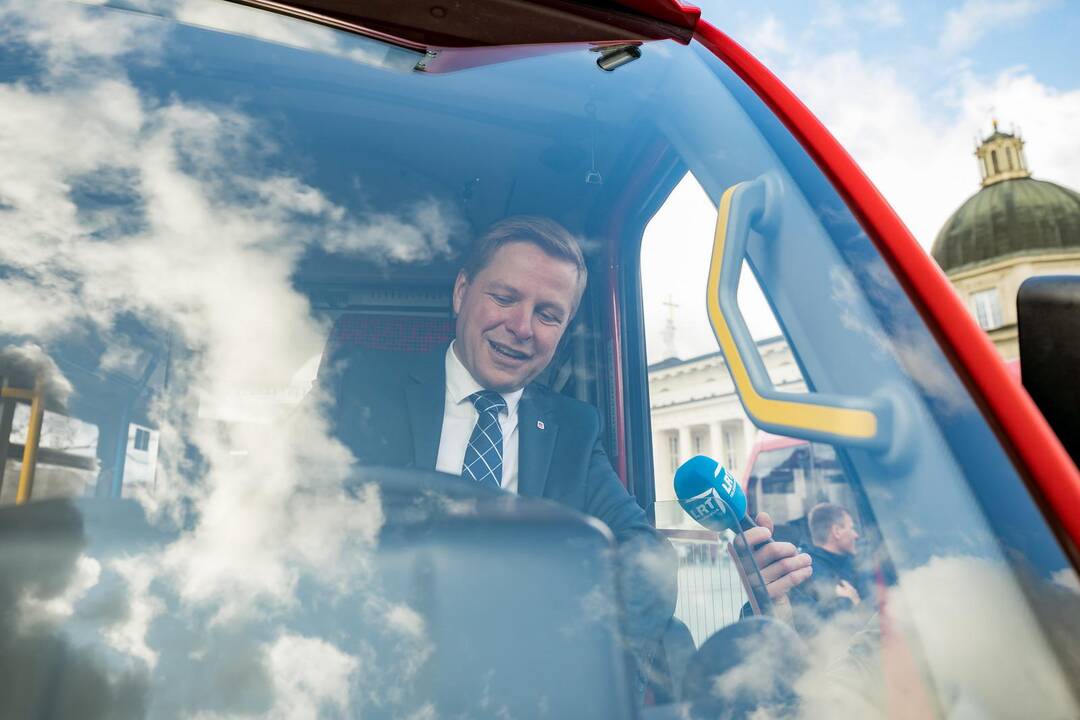 Vilniuje pristatyti pirmieji Lietuvoje elektriniai autobusai