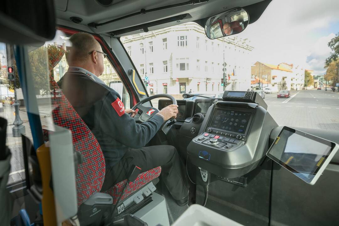Vilniuje pristatyti pirmieji Lietuvoje elektriniai autobusai