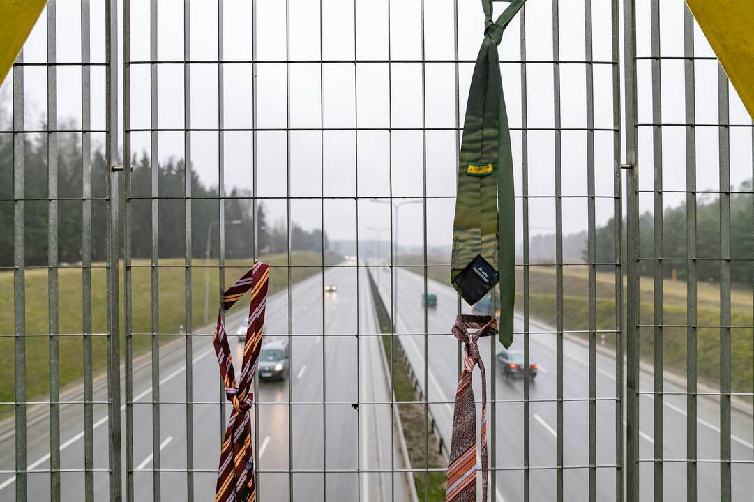 Kaklaraiščių tiltas Vilniuje