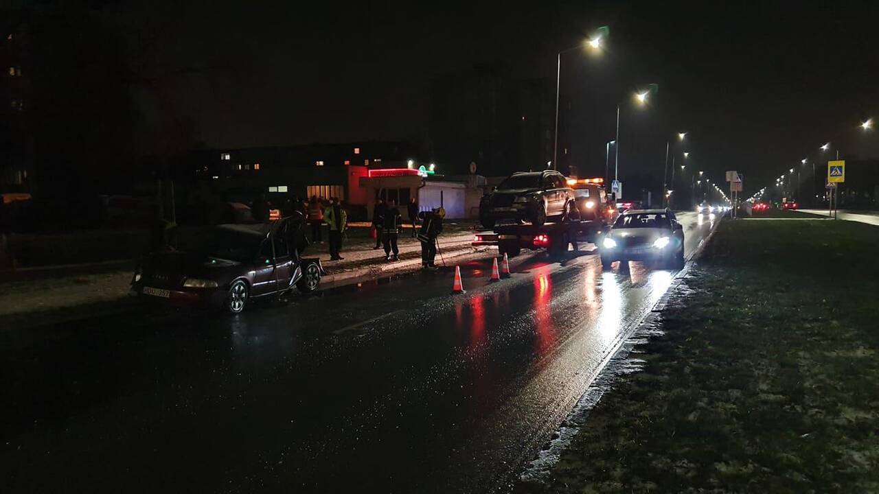 Neblaivaus vairuotojo sukelta avarija Šiaurės prospekte