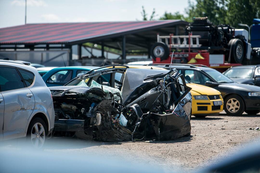 Tragiška „Audi“ automobilio avarija