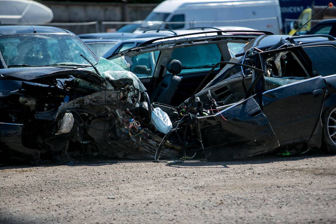 Tragiška „Audi“ automobilio avarija
