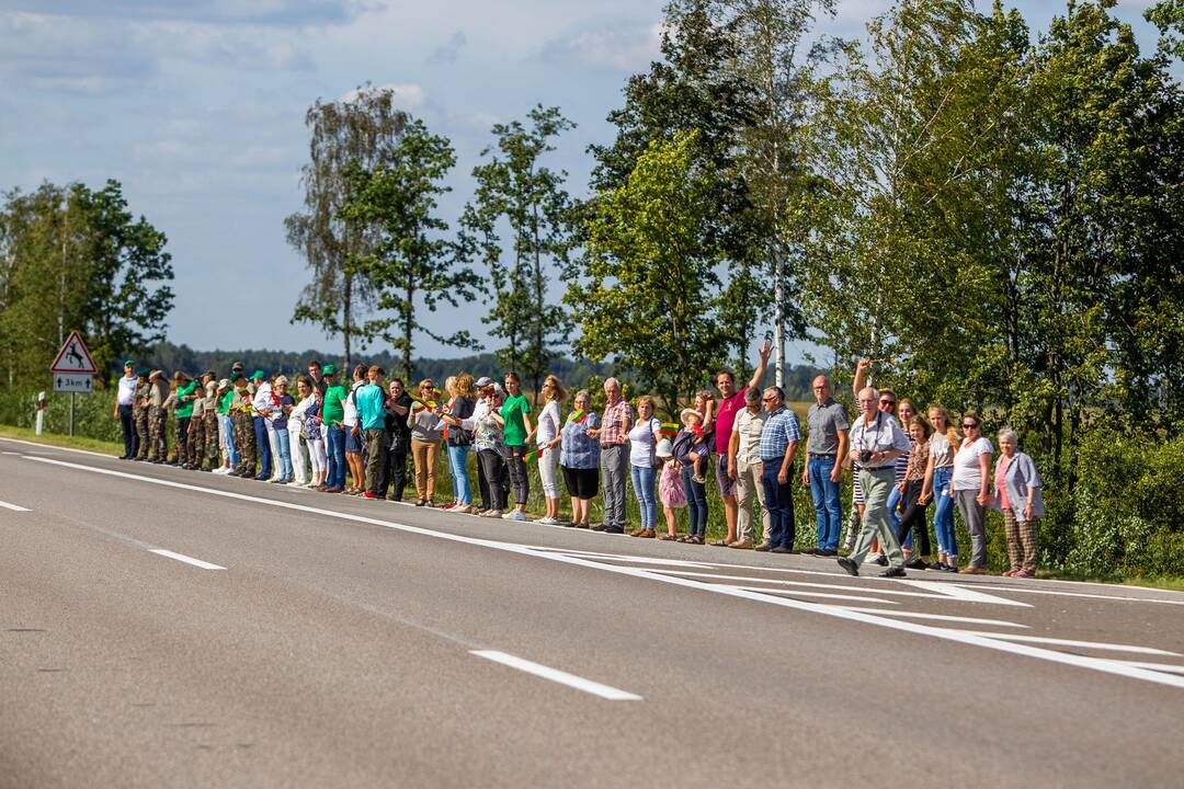 Baltijos kelio 30-ųjų metinių minėjimas prie Latvijos sienos