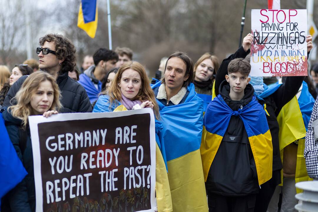 Protestas prie Vokietijos ambasados Vilniuje