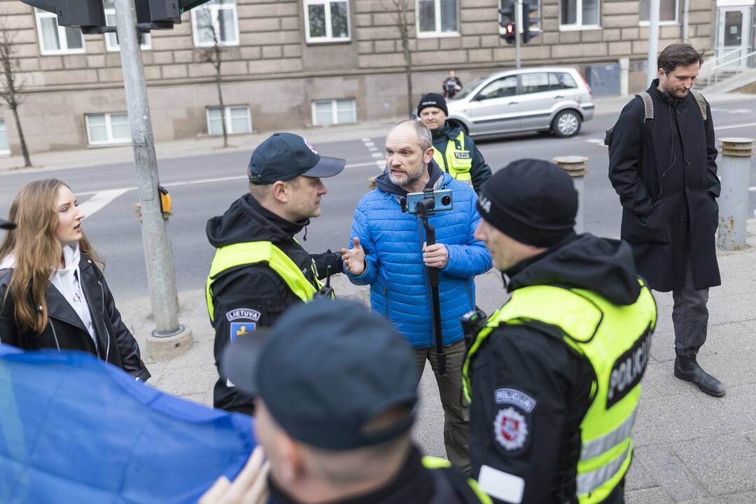 Protestas prie Vokietijos ambasados Vilniuje