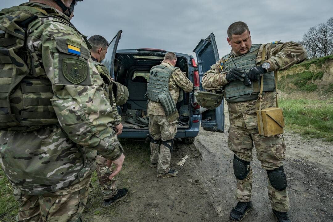 414-oji karo Ukrainoje diena