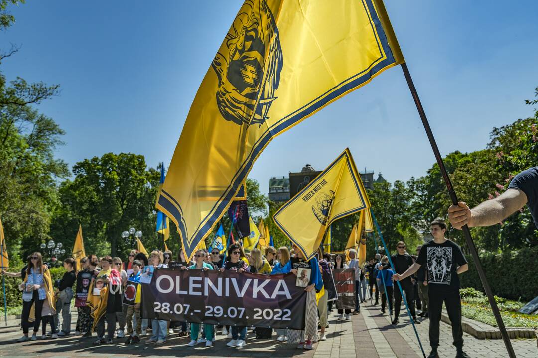 450-oji karo Ukrainoje diena