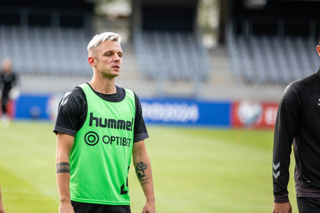 Lietuvos futbolo rinktinės treniruotė prieš rungtynes su Juodkalnija