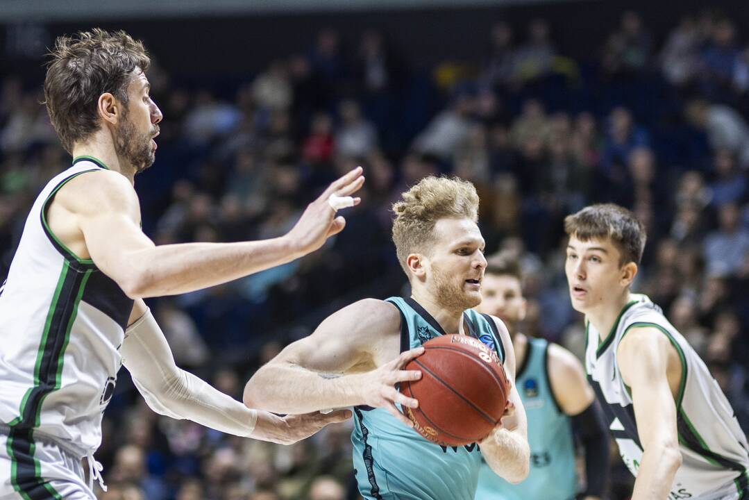 Europos taurė: Vilniaus „Wolves“ – Badalonos „Joventut“ 79:94