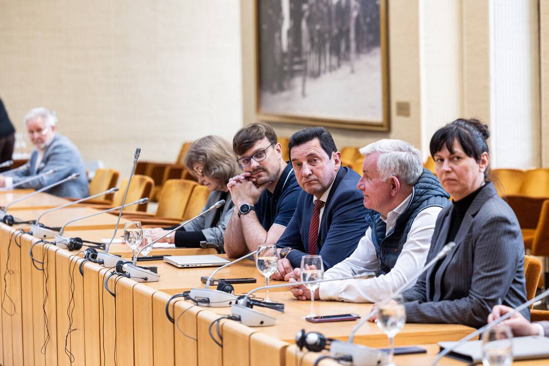 Finansų ministro Rimanto Šadžiaus susitikimas su koalicijos frakcijomis