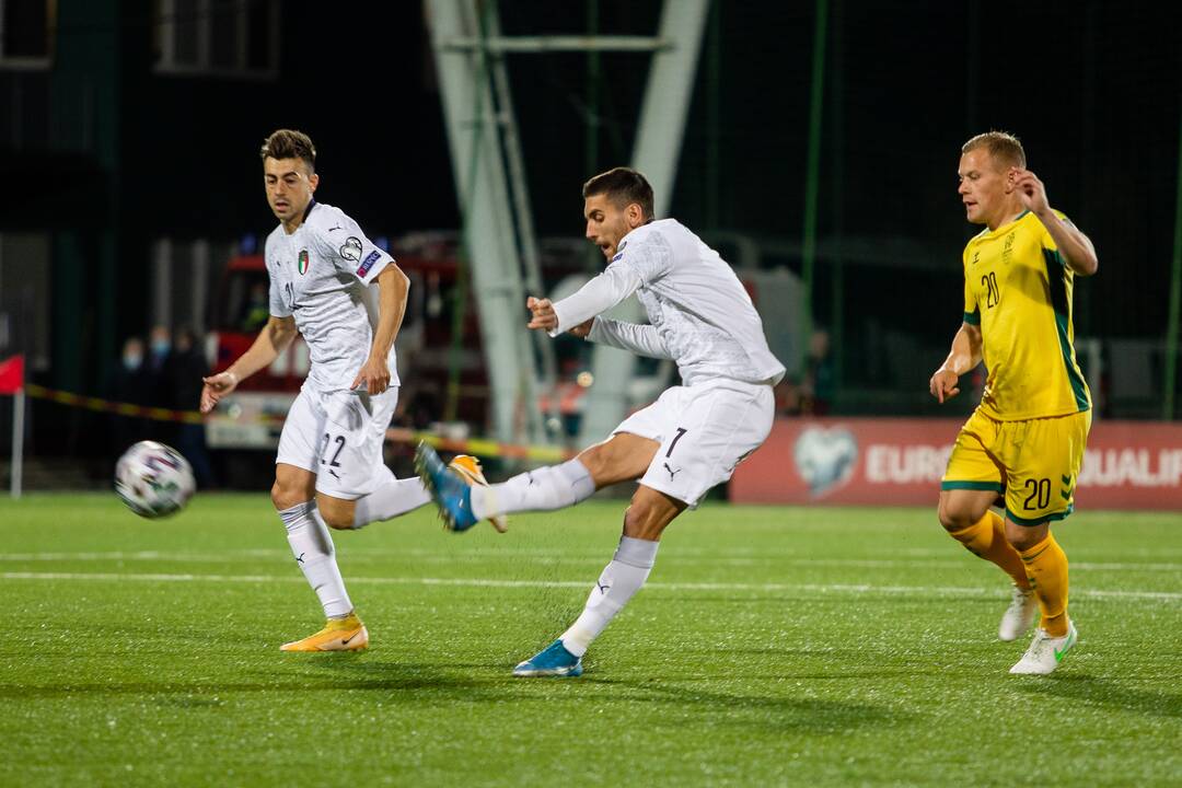 Pasaulio futbolo čempionato atranka: Lietuva - Italija 0:2