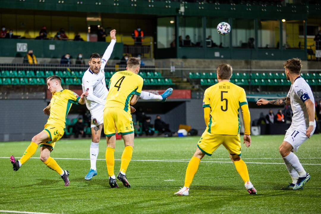 Pasaulio futbolo čempionato atranka: Lietuva - Italija 0:2
