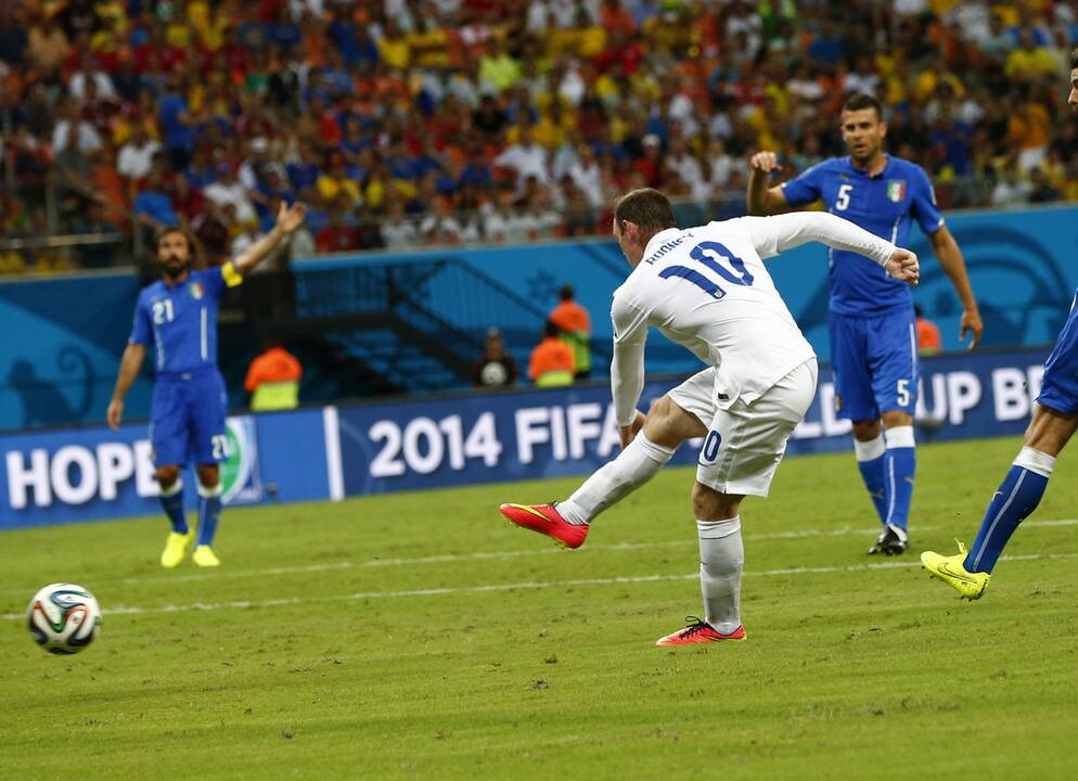 Pasaulio futbolo čempionatas: Italija - Anglija