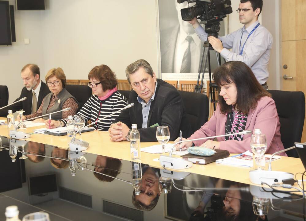 Konferencija apie slaugos teikimą senyviems žmonėms