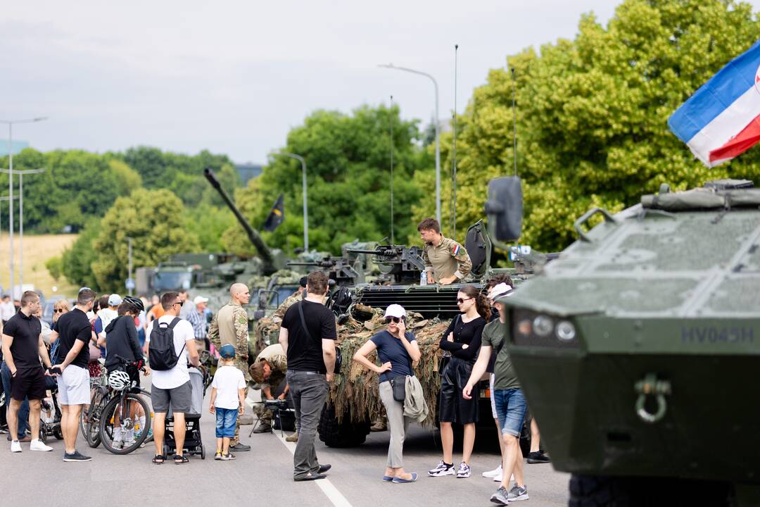 NATO festivalis prie Baltojo tilto