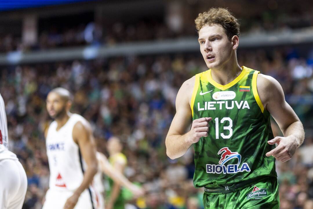 Kontrolinės krepšinio rungtynės: Lietuva – Prancūzija 70:76