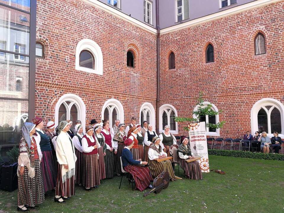  Folkloro festivalis „Atataria lamzdžiai – 2019“