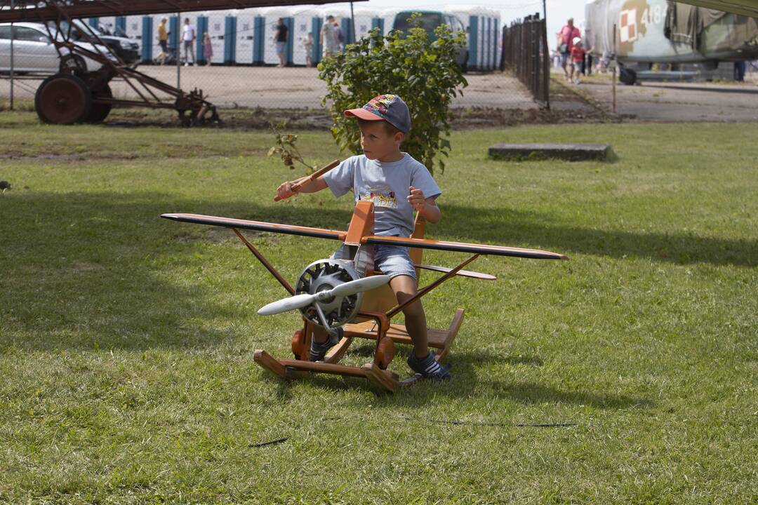 Kauno aviacijos šventėje – įspūdingi pasirodymai 